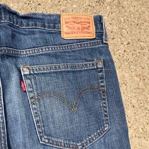 Levi's Boyfriend Capri Jeans size 29 Medium wash